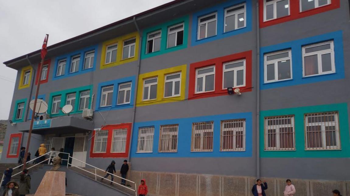 Kırmataş İmam Hatip Ortaokulu Fotoğrafı